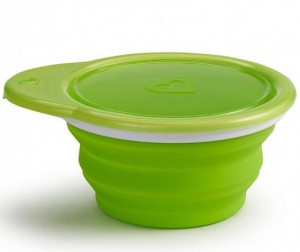 Munchkin Тарілка дорожня з кришкою "Go Bowl" зелена (2900990754588)